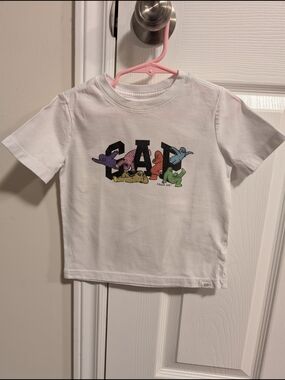 GAP White Tee with Multicolor Character Logo